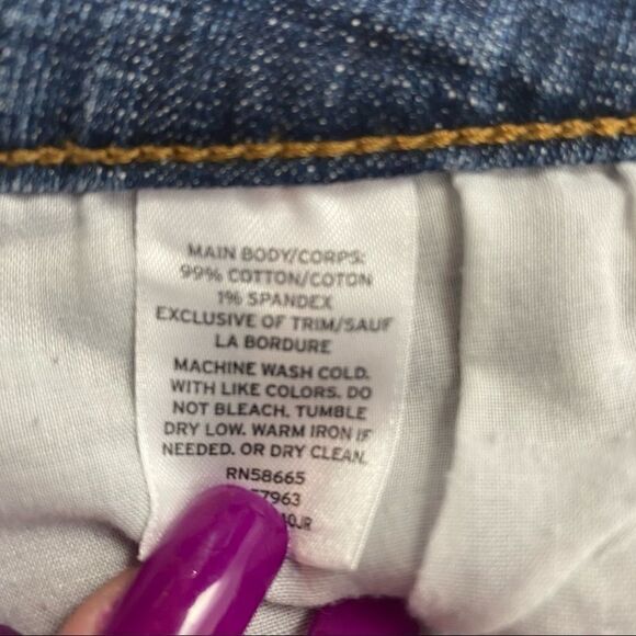 Abound | Mid-Rise Denim Stretch Shorts Size 5 - Picture 4 of 4